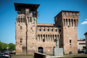 Castello Delle Rocche structural consolidation works with betoncino consolidante mgn plaster